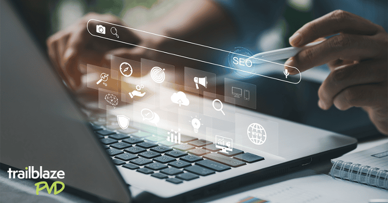 Laptop with icons of content marketing.
